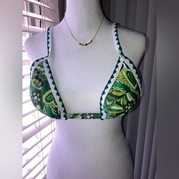 NEW Embroidered Straps Green Floral V-neck Adjustable padded Bikini TOP Large - Picture 6 of 15